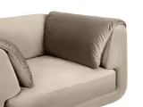 item-0b5ef76dcc/644670-238c2ea3f7ad
