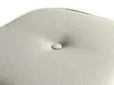 item-0b5ef76dcc/686582-aa695c5c9c36