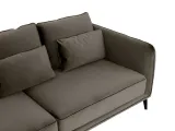 item-0b5ef76dcc/698439-a26ac57721b5