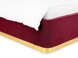 item-0b5ef76dcc/748488-228eb226d157