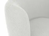 item-0b5ef76dcc/823187-1394c7f45100
