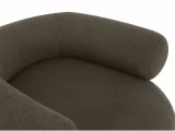 item-0b5ef76dcc/832793-92f398dfecf2
