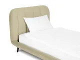 item-0b5ef76dcc/916236-6468b9c0de2c