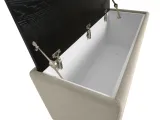 item-0b5ef76dcc/942683-20f5469decc9
