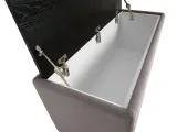 item-0b5ef76dcc/942728-cb1d3e6d7781