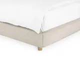 item-0b5ef76dcc/946624-1c4a8fd2c16c
