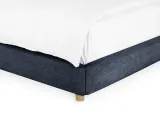 item-0b5ef76dcc/946689-afa3937670a3