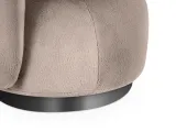 item-0b5ef76dcc/950249-272e62b85835