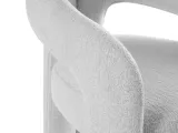 item-0b5ef76dcc/950488-c18942f5d73a