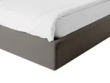 item-0b5ef76dcc/959958-747e3ec41a98